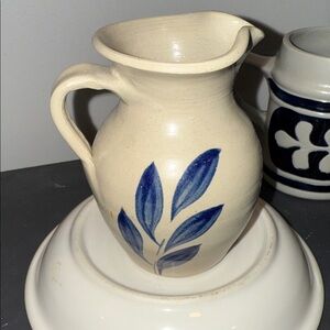 Handcrafted Williamsburg Grey and Blue  Pitcher USA 🇺🇸